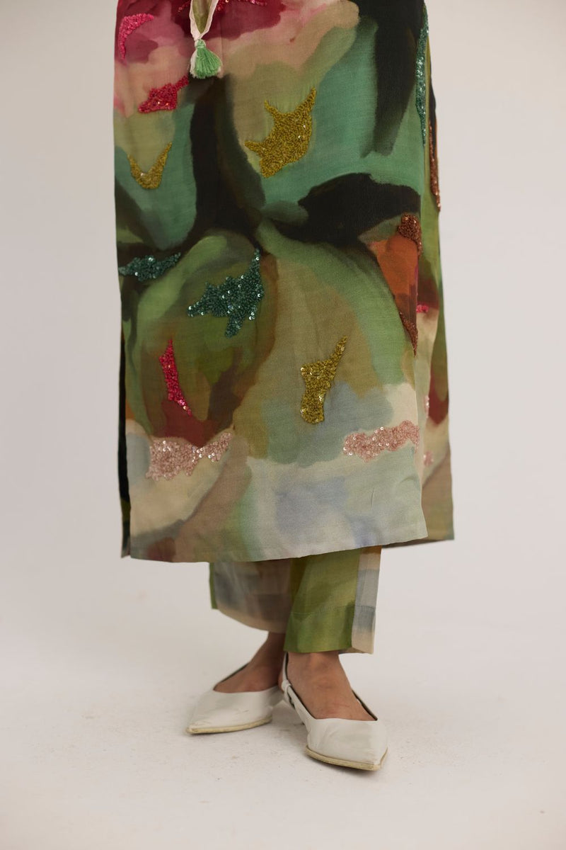 TILLY EMROIDERED LONG V NECK KURTA SET mul by Yam in multi color for women Worldwide