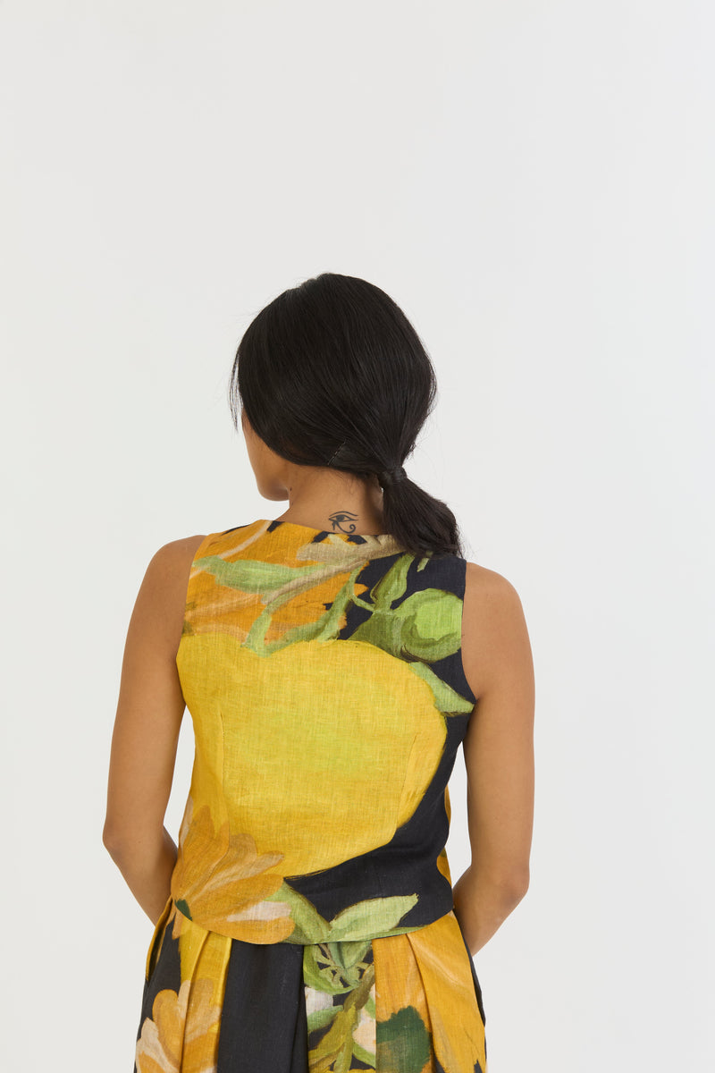 POMELLO WAISTCOAT AND BOX PLEAT SKIRT SET by Yam in yellow color for women Worldwide