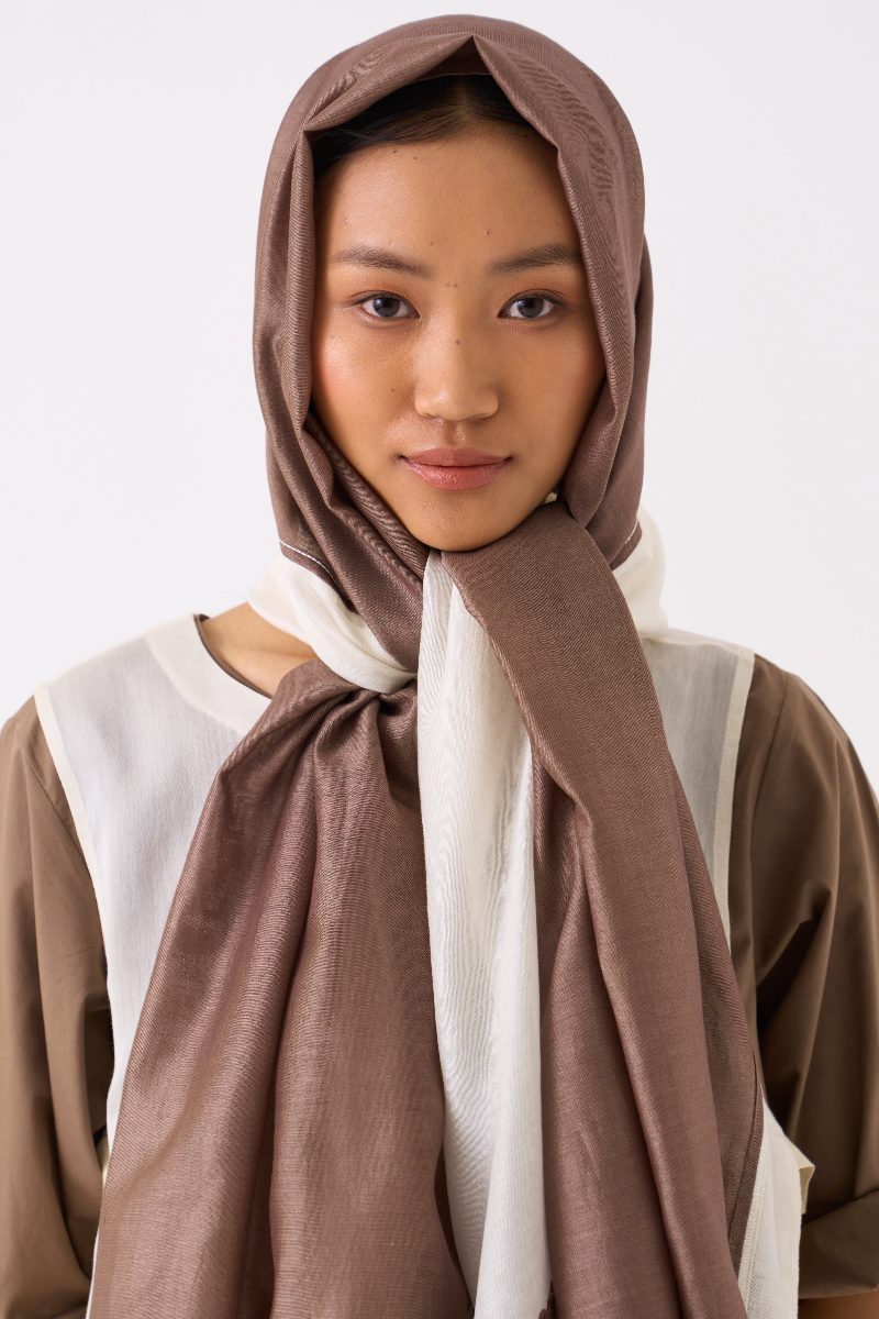 SIDE TIE OVERLAY TUNIC-OVERLAY : IVORY
TUNIC : CEDAR poplin by THREE for women Worldwide