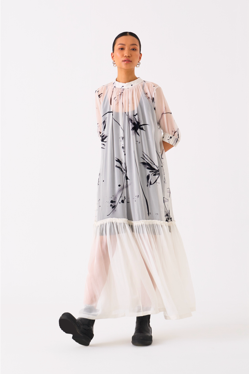 SHEER BOTTOM FRILL DRESS
-BLACK/WHITE organza by THREE in black color for women Worldwide