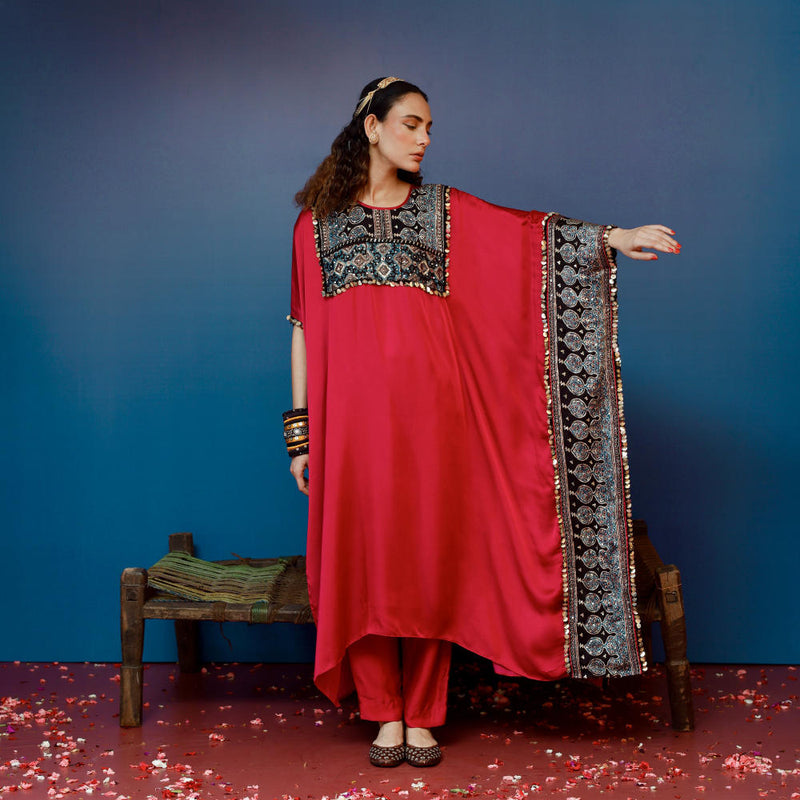 Saron Pink Kaftan Set satin by PRAHNAAYA in pink color for women Worldwide