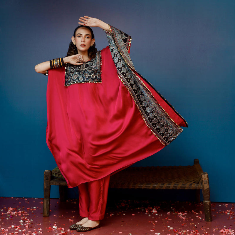 Saron Pink Kaftan Set satin by PRAHNAAYA in pink color for women Worldwide
