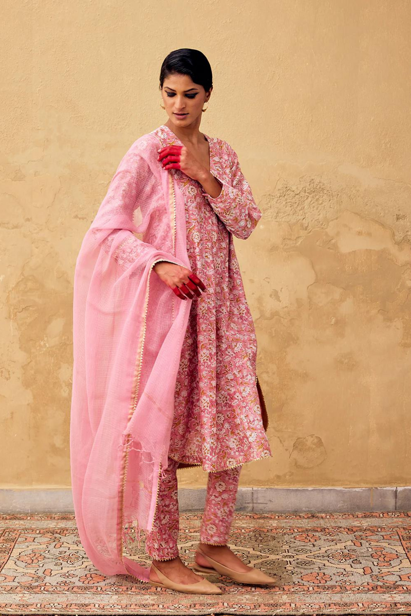Komal Kurta Set with Dupatta chanderi by Khara Kapas in pink for women Worldwide