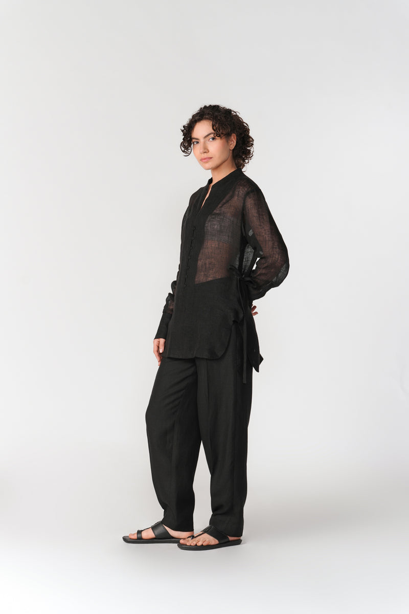 Single Pleat Barrel Pants pant/trouser by Turn Black in black for women Worldwide