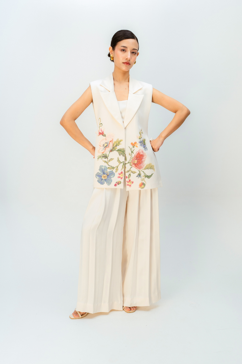 LIVING PETAL JACKET crepe jacket/overlay by Ode to Odd in off white for women Worldwide