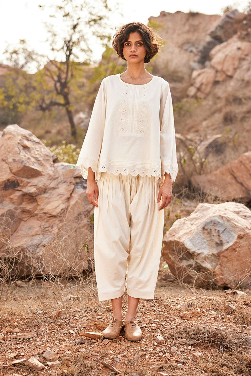 Shuchi co ord set cotton by Khara Kapas in white for women Worldwide