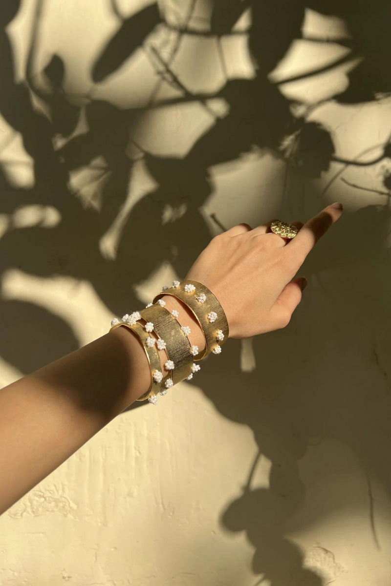 Amrita Kada by Aarjavee for women Worldwide