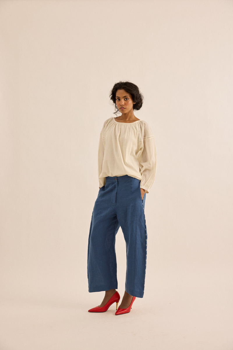 Pumice Top mul top/shirt by Khara Kapas in ivory for women Worldwide
