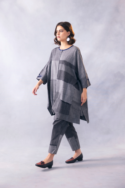 DRIZZLE BOXY TUNIC