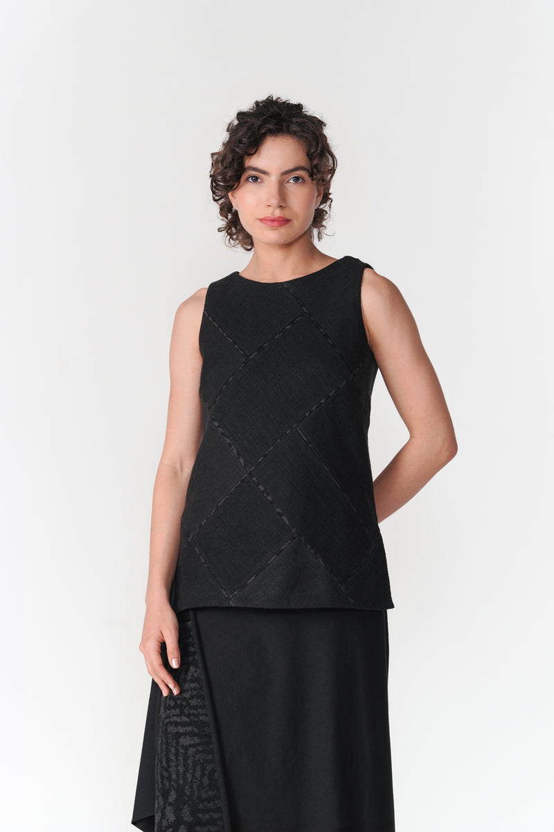Patchwork Boat Neck Top top/shirt by Turn Black in black for women Worldwide
