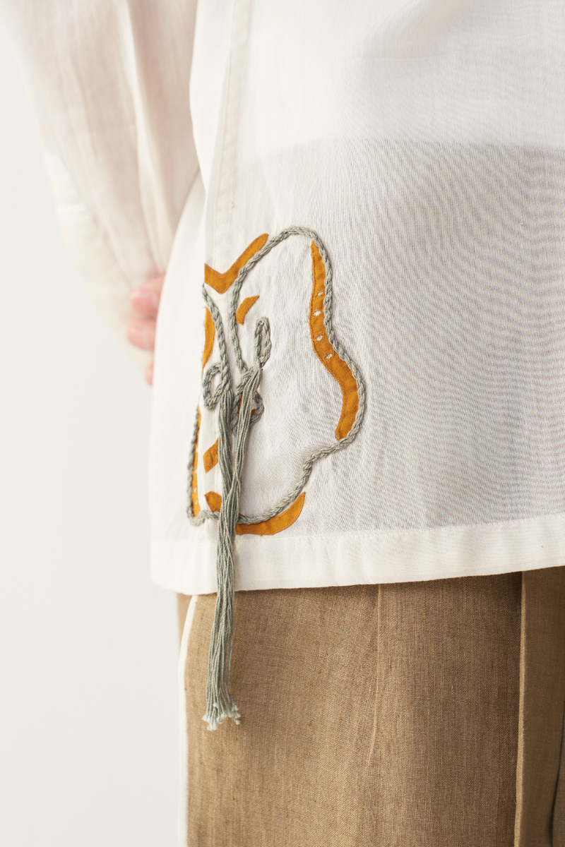 FLORAL ROPE EMB. SHIRT