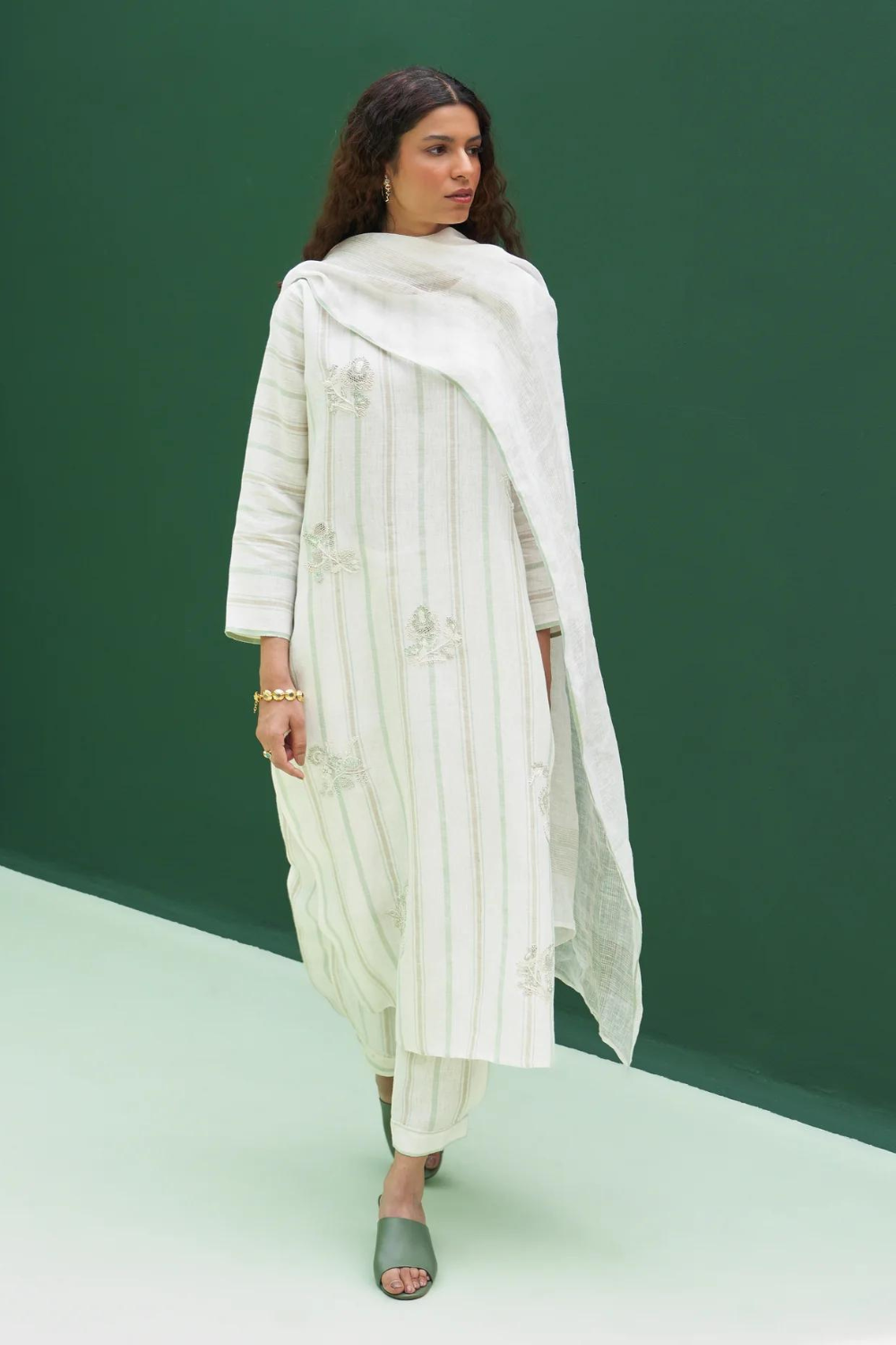 Eiko Striped Linen Kurta Set
- Mint