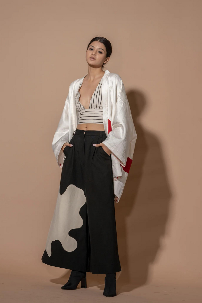 Chia Crop 100% cotton jackets and overlays by Stoique in black, natural for women Worldwide