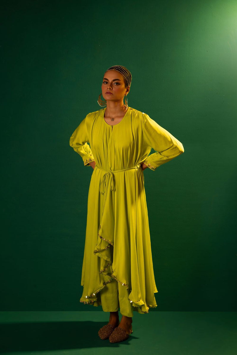 Chamakeen Anti Fit Kurta with oversized pant satin by PRAHNAAYA in green color for women Worldwide