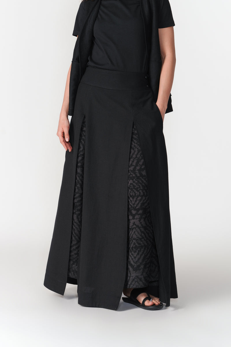 Chenille Layered Skirt Pants pant/trouser by Turn Black in black for women Worldwide