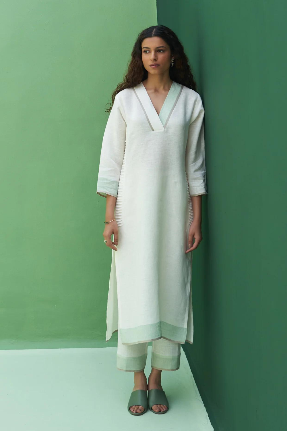 June Border Linen Pleated Kurta
- Ivory