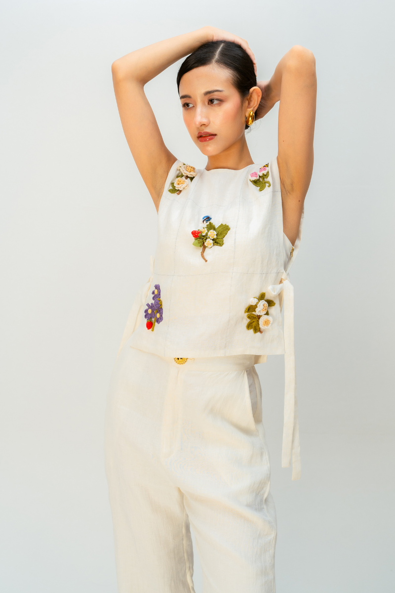HONEY LANTERN BIB linen jacket/overlay by Ode to Odd in off white for women Worldwide