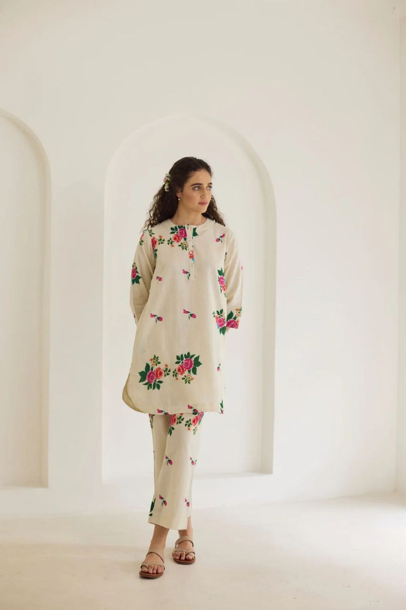 Rose Chintz Short Kurta Set cotton by Nadiya Paar in white color for women Worldwide