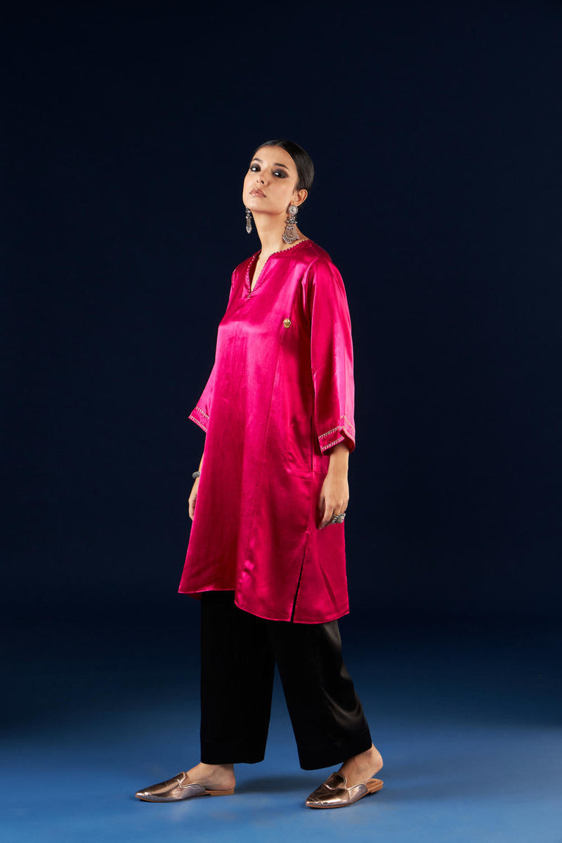 Kalidaar Kurta Set - Magenta Pink & Coal Black silk by Aavidi in pink color for women Worldwide