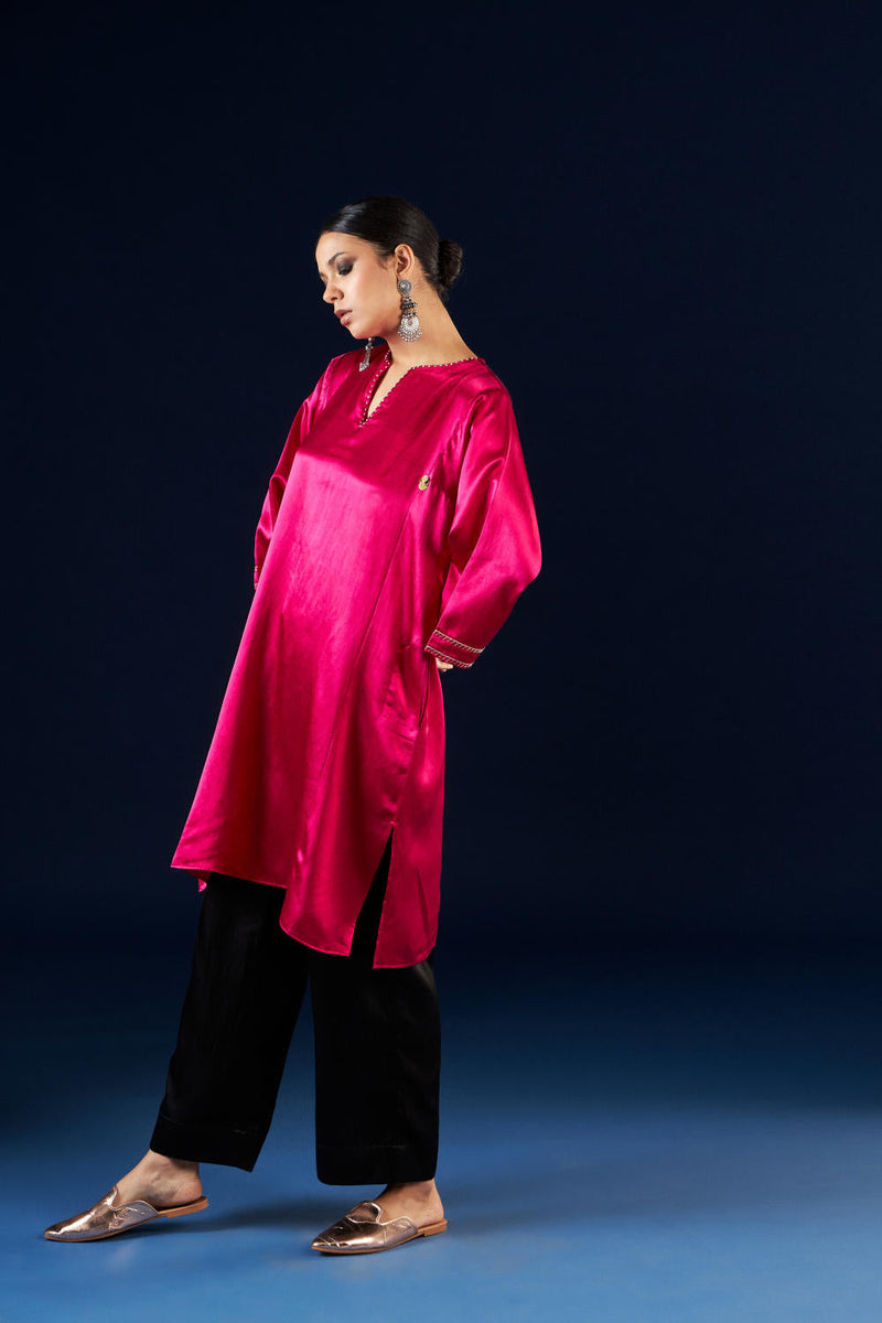 Kalidaar Kurta Set - Magenta Pink & Coal Black silk by Aavidi in pink color for women Worldwide
