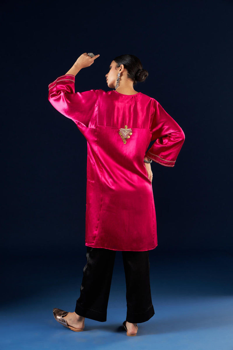 Kalidaar Kurta Set - Magenta Pink & Coal Black silk by Aavidi in pink color for women Worldwide