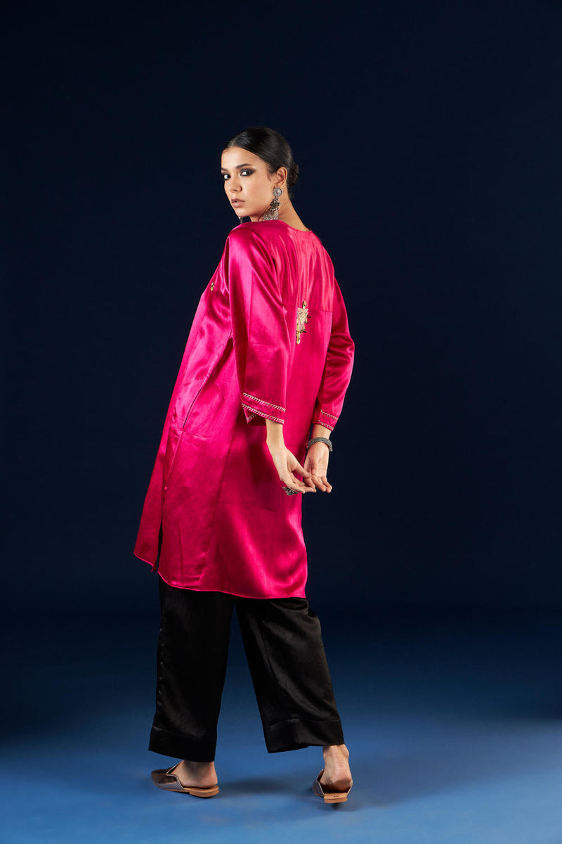 Kalidaar Kurta Set - Magenta Pink & Coal Black silk by Aavidi in pink color for women Worldwide