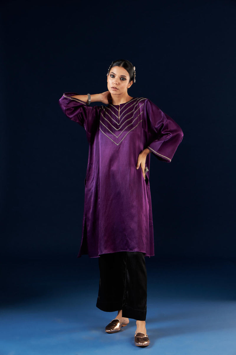 Kalidaar Kurta Set - Deep Purple & Coal black silk by Aavidi in purple color for women Worldwide