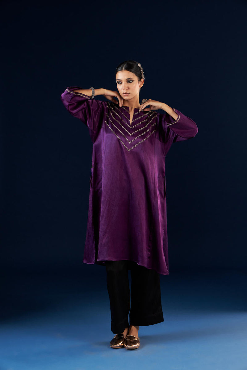 Kalidaar Kurta Set - Deep Purple & Coal black silk by Aavidi in purple color for women Worldwide