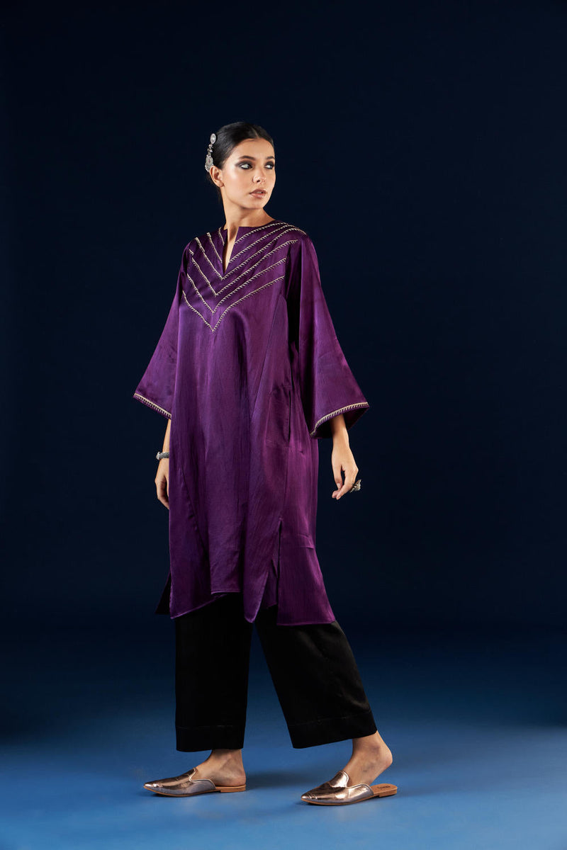 Kalidaar Kurta Set - Deep Purple & Coal black silk by Aavidi in purple color for women Worldwide