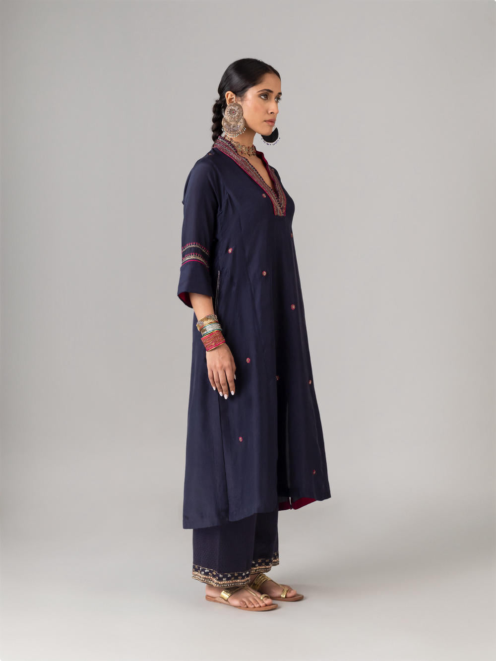 Nazar Butti Indigo Kurta