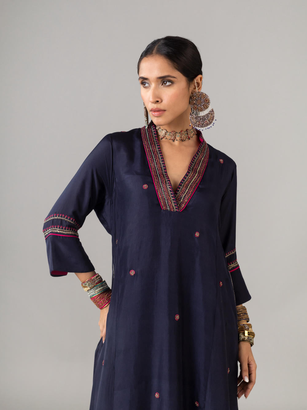 Nazar Butti Indigo Kurta