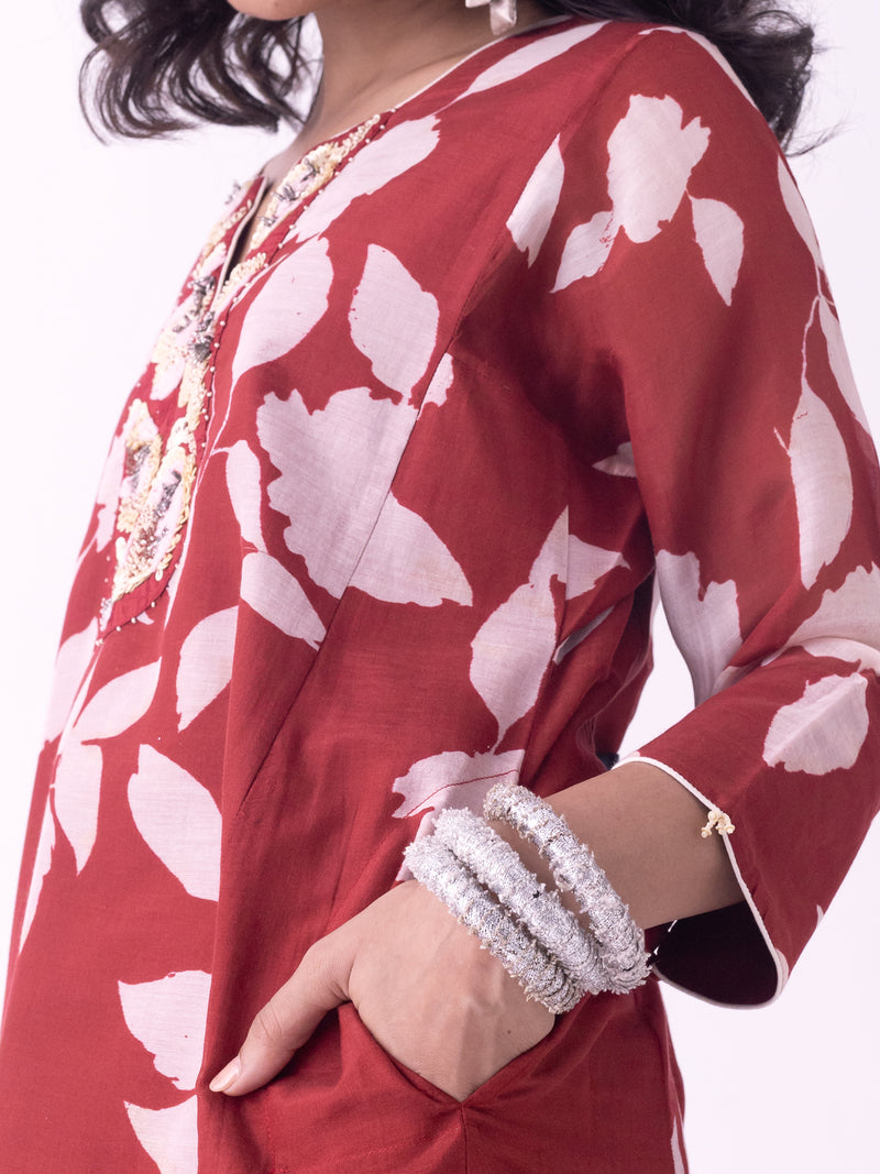 Resha-Kurta chanderi kurta/kurta set by Shades of India in red for women Worldwide