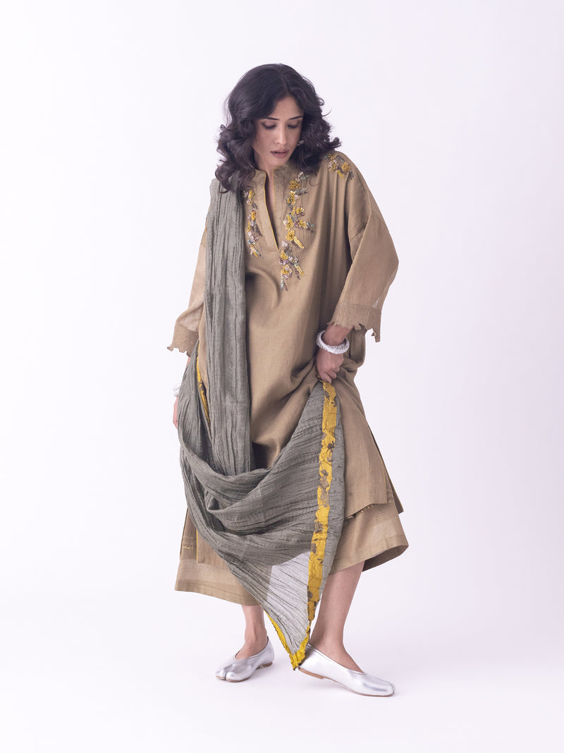 Kor-Kaftan tissue indo-western by Shades of India in grey for women Worldwide
