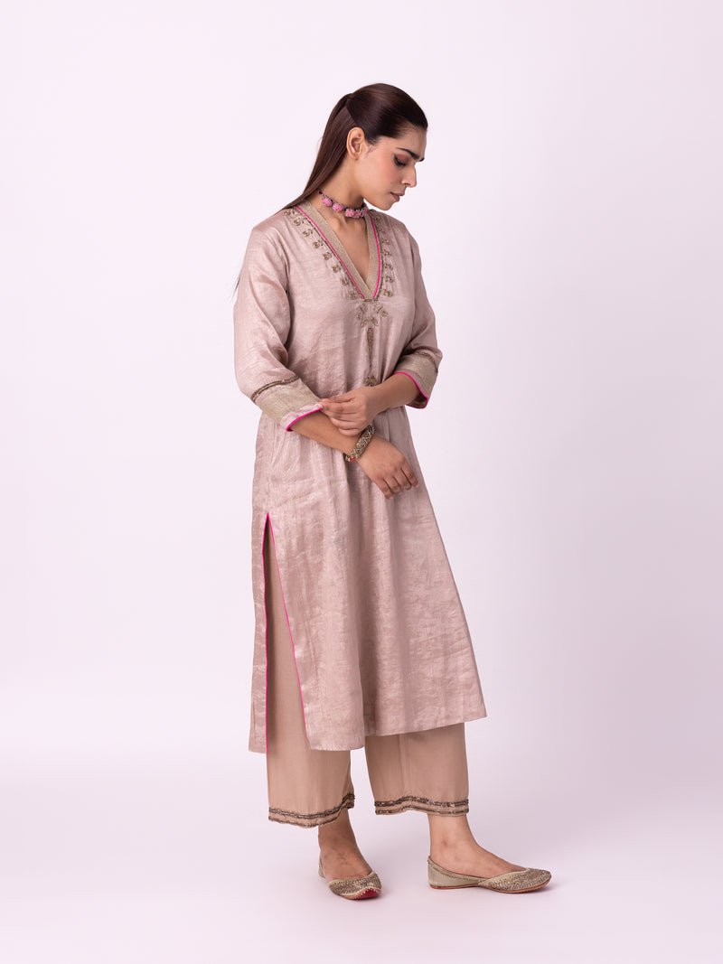 Indela Kurta tissue kurta/kurta set by Shades of India in nude for women Worldwide