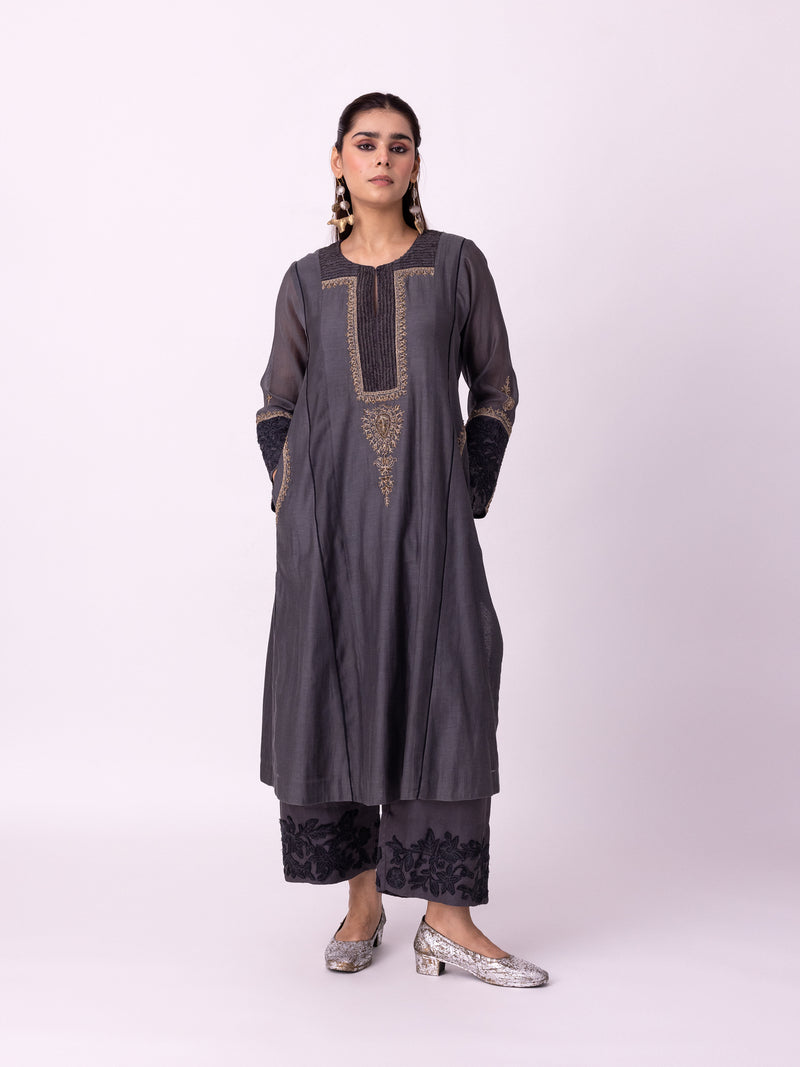 Nefert Kurta chanderi kurta/kurta set by Shades of India in charcoal for women Worldwide