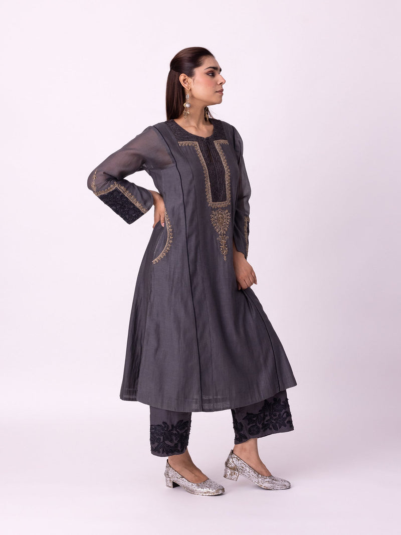 Nefert Kurta chanderi kurta/kurta set by Shades of India in charcoal for women Worldwide