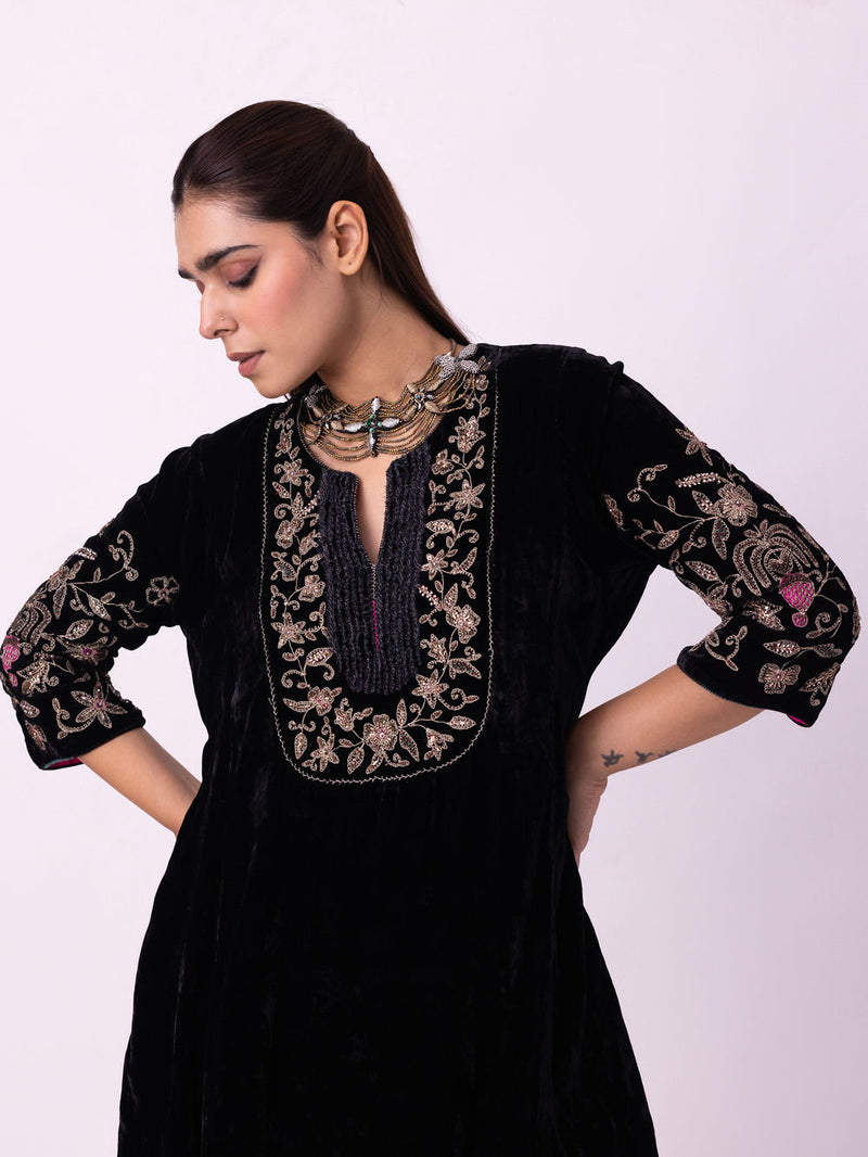 Vireh Kurta silk velvet kurta/kurta set by Shades of India in black for women Worldwide
