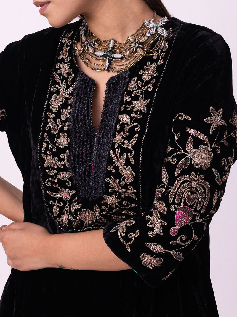 Vireh Kurta silk velvet kurta/kurta set by Shades of India in black for women Worldwide