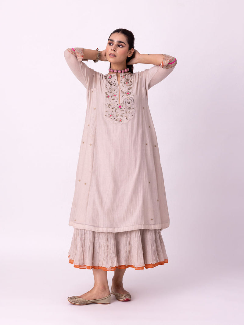 Zariyat Kurta chanderi kurta/kurta set by Shades of India in beige for women Worldwide