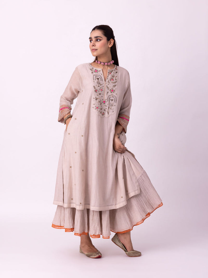Zariyat Kurta chanderi kurta/kurta set by Shades of India in beige for women Worldwide