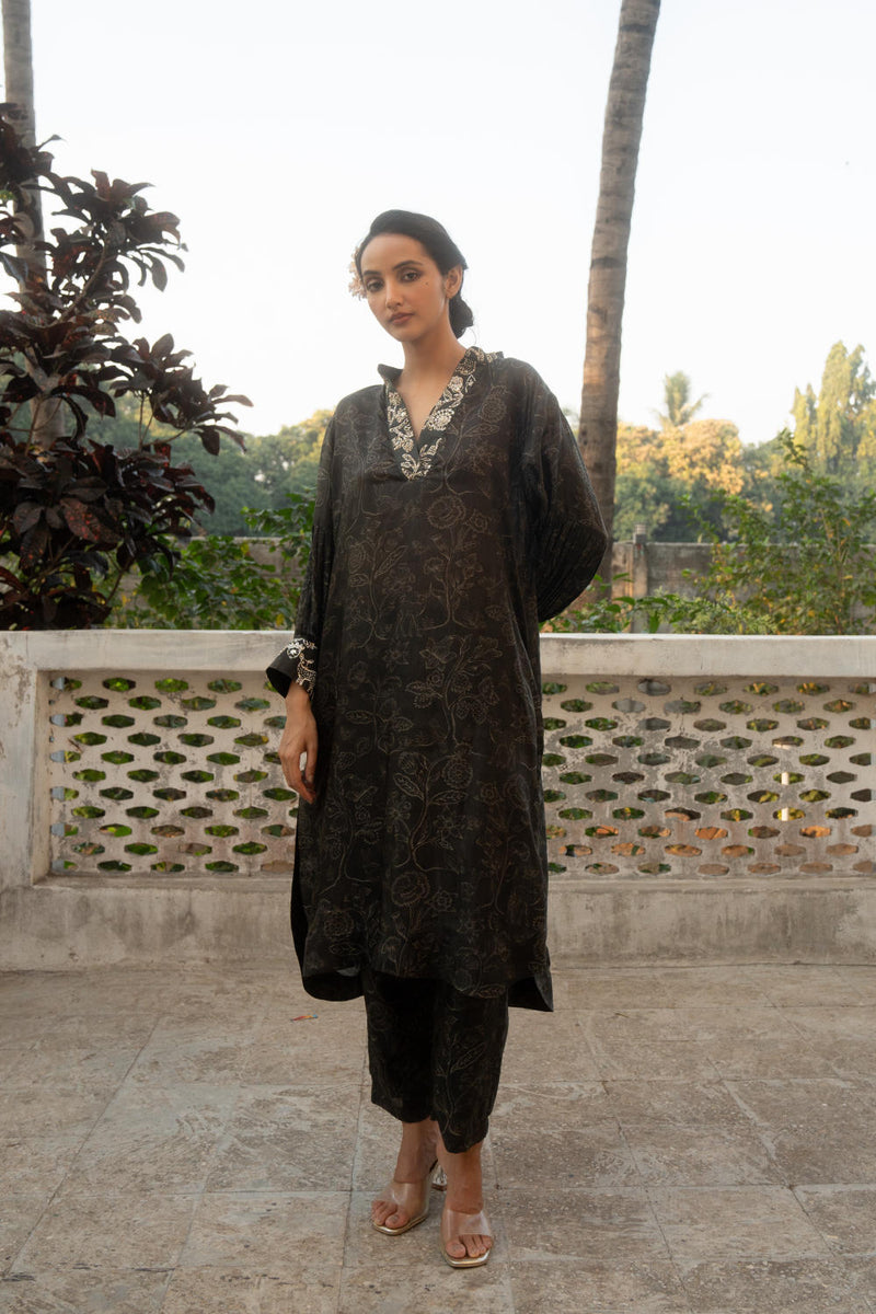PH-3086 Kurta Set-Black silk by Paulmi & Harsh in black color for women Worldwide
