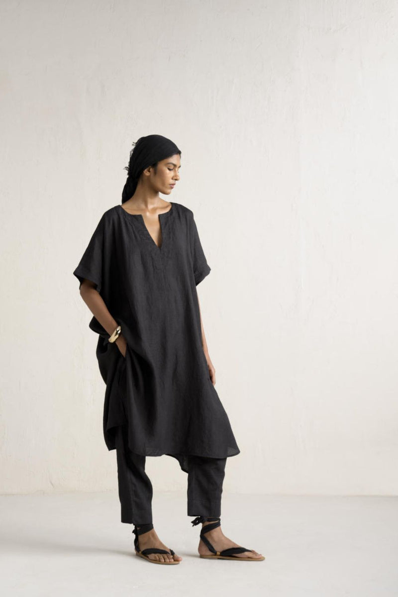 KOSHO KAFTAN SET linen by Ituvana in black color for women Worldwide