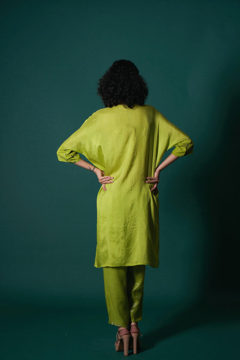 Riaa silk and tissue kurta set silk by Priti Prashant in green color for women Worldwide