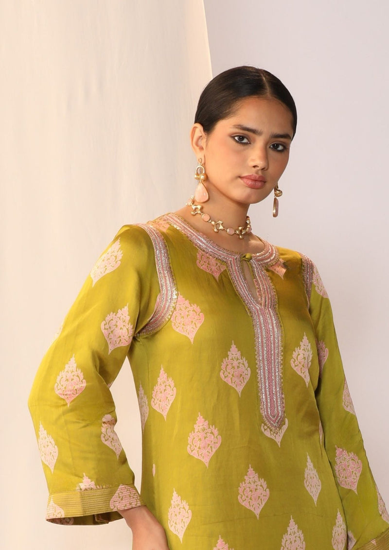 Block printed satin kurta set with organza dupatta satin by Myoho in green color for women Worldwide