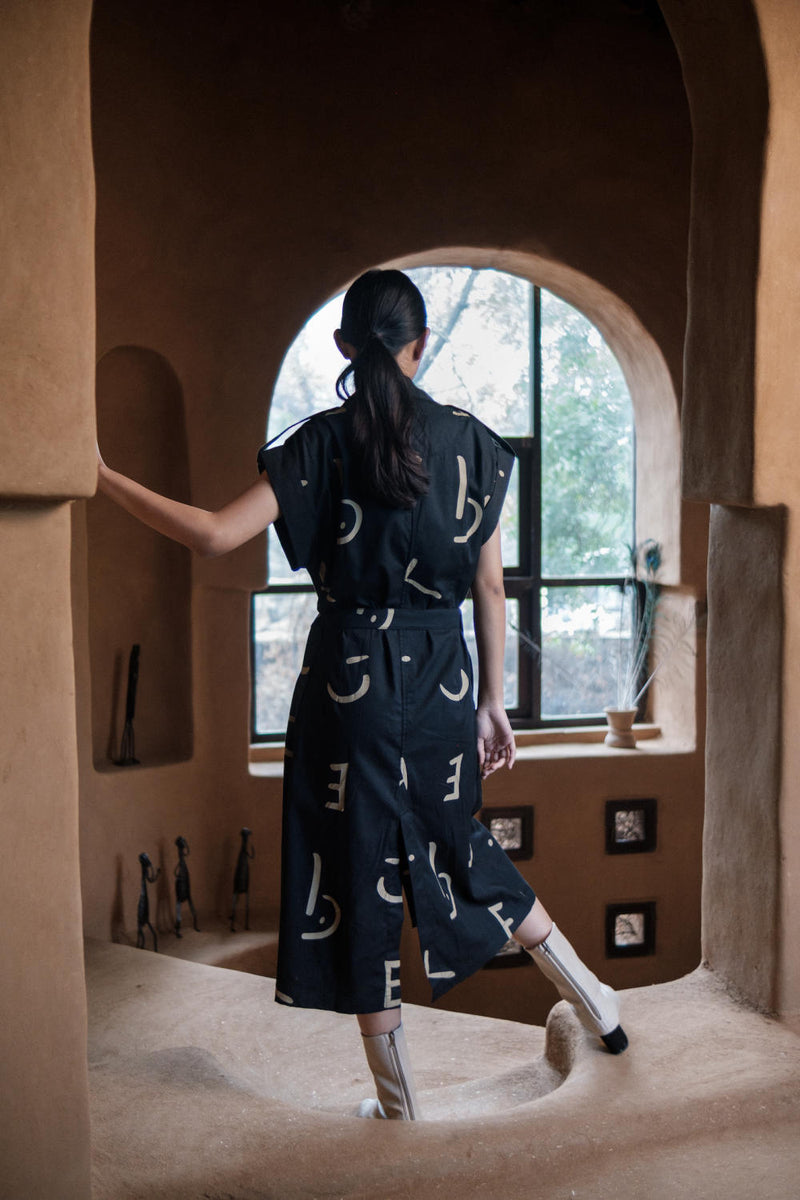 Harajuku Trench-Black Line Printed cotton by The Terra Tribe in black color for women Worldwide