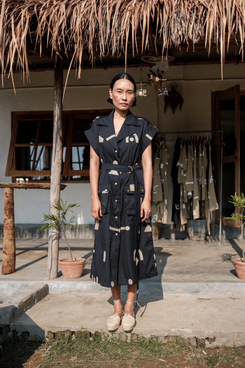 Harajuku Trench-Black Triangle Printed cotton by The Terra Tribe in black color for women Worldwide