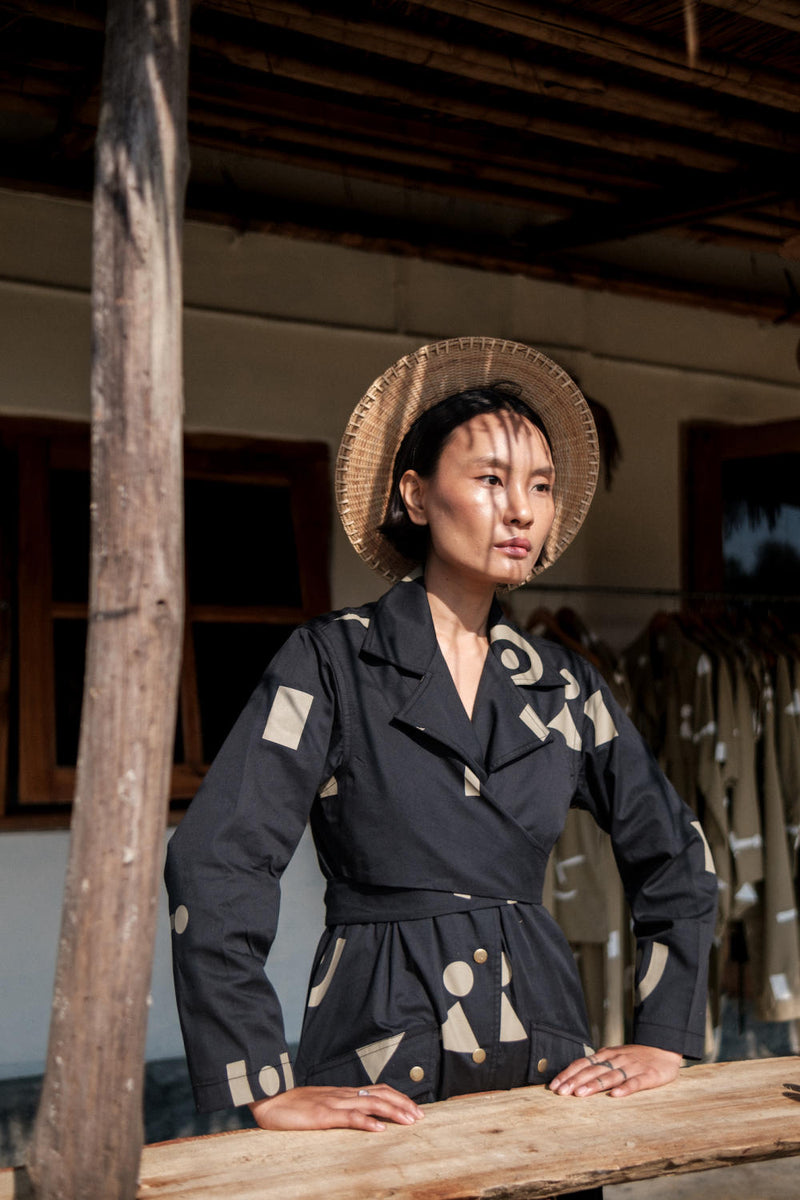 Copenhagen Trench-Black Triangle Printed cotton by The Terra Tribe in black color for women Worldwide