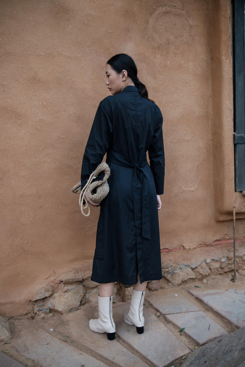 Copenhagen Trench-Black cotton by The Terra Tribe in black color for women Worldwide