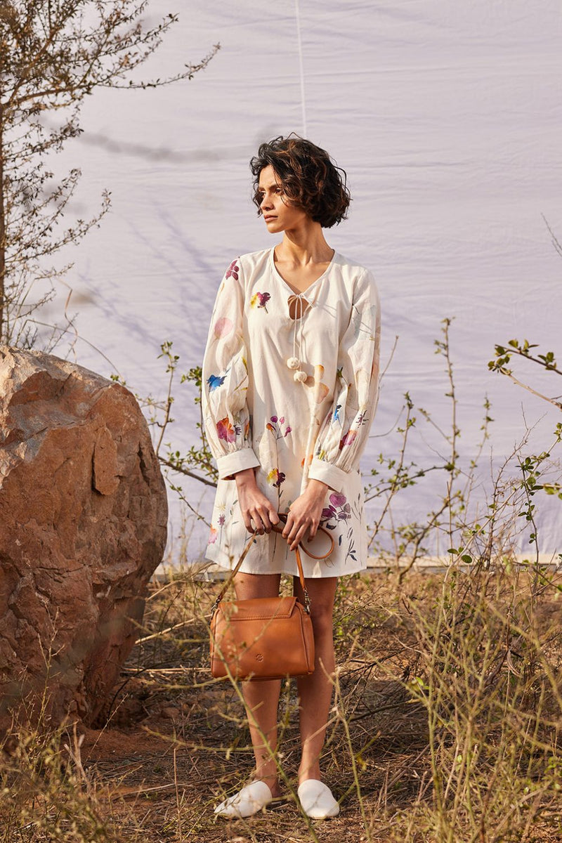 Aam panna cotton by Khara Kapas in white for women Worldwide