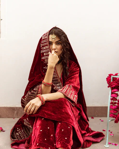 Jahaan - Velvet Embroidered Shawl silk by Maison Shefali for women Worldwide